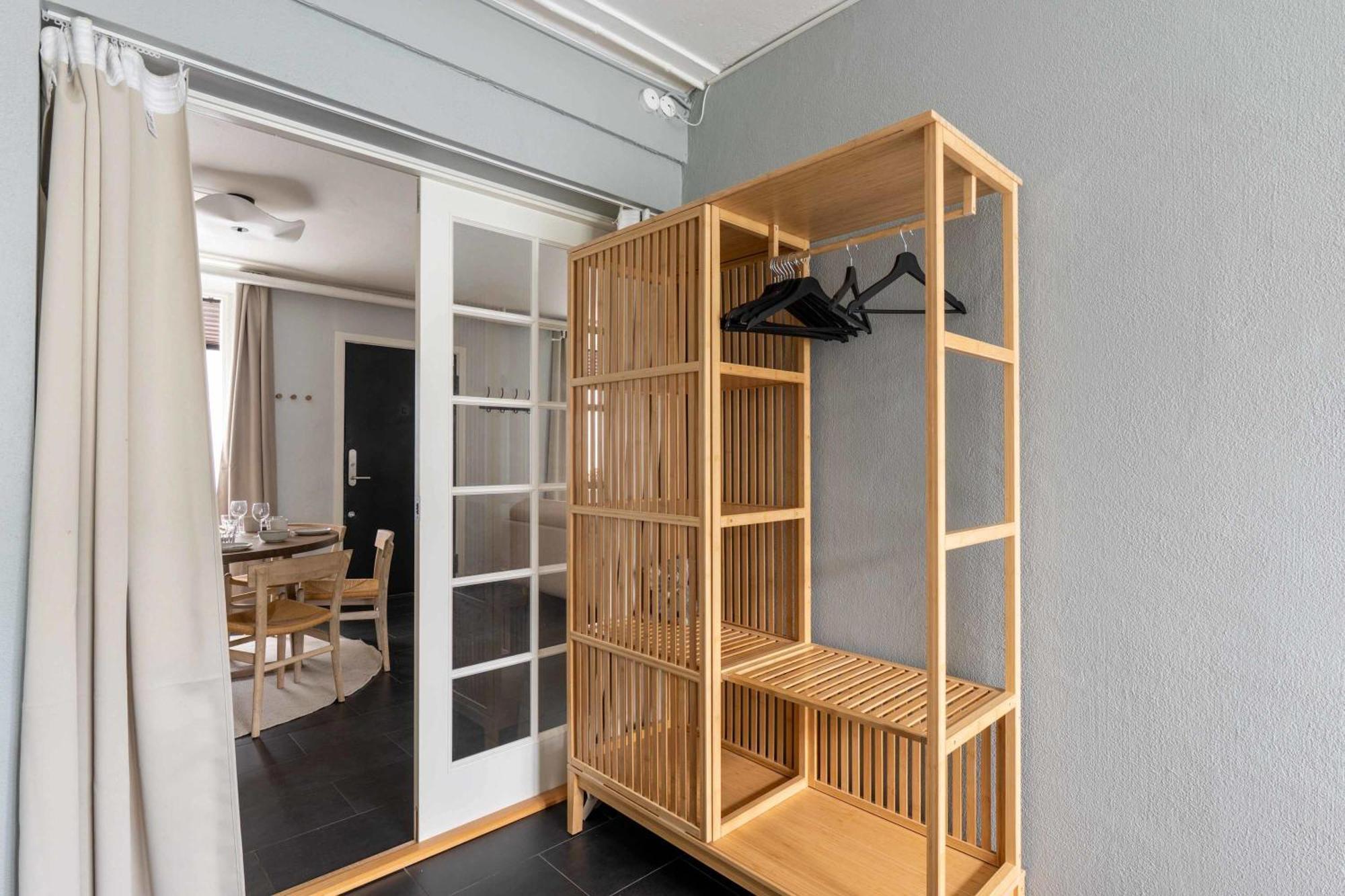 2 Bedroom In Heart Of Vesterbro Apartment *