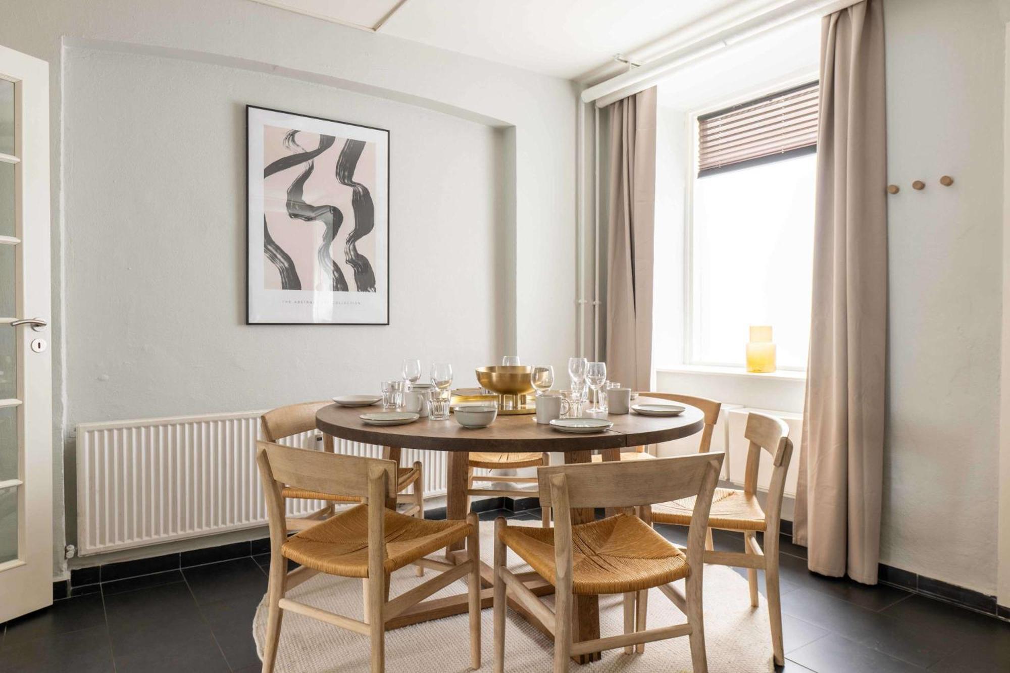 Apartment 2 Bedroom In Heart Of Vesterbro *